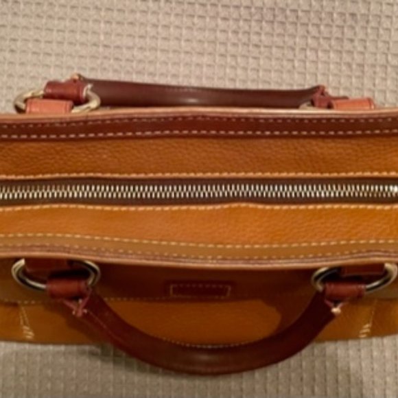 Dooney & Bourke Brown Tan Camel Natural Leather Satchel Purse Bag Red Lining Key - Picture 8 of 14